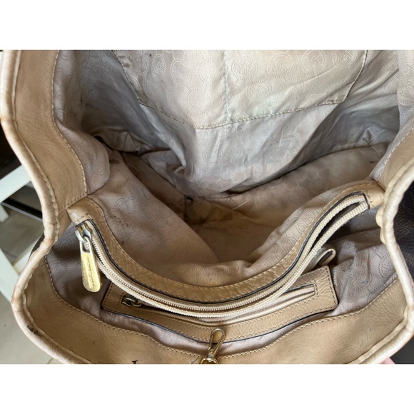 Michael Kors Logo Set - Picture 8 of 11